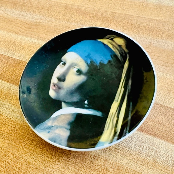 Girl With a Pearl Earring Collector 4" Plate Dutch Artist J Vermeer Museum - Picture 4 of 4